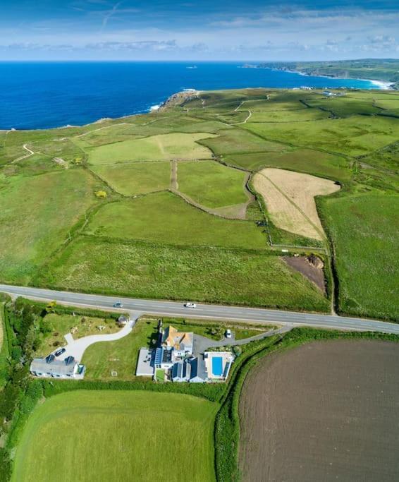 Апартаменты The Old Dairy, Land'S End, Сеннен Экстерьер фото